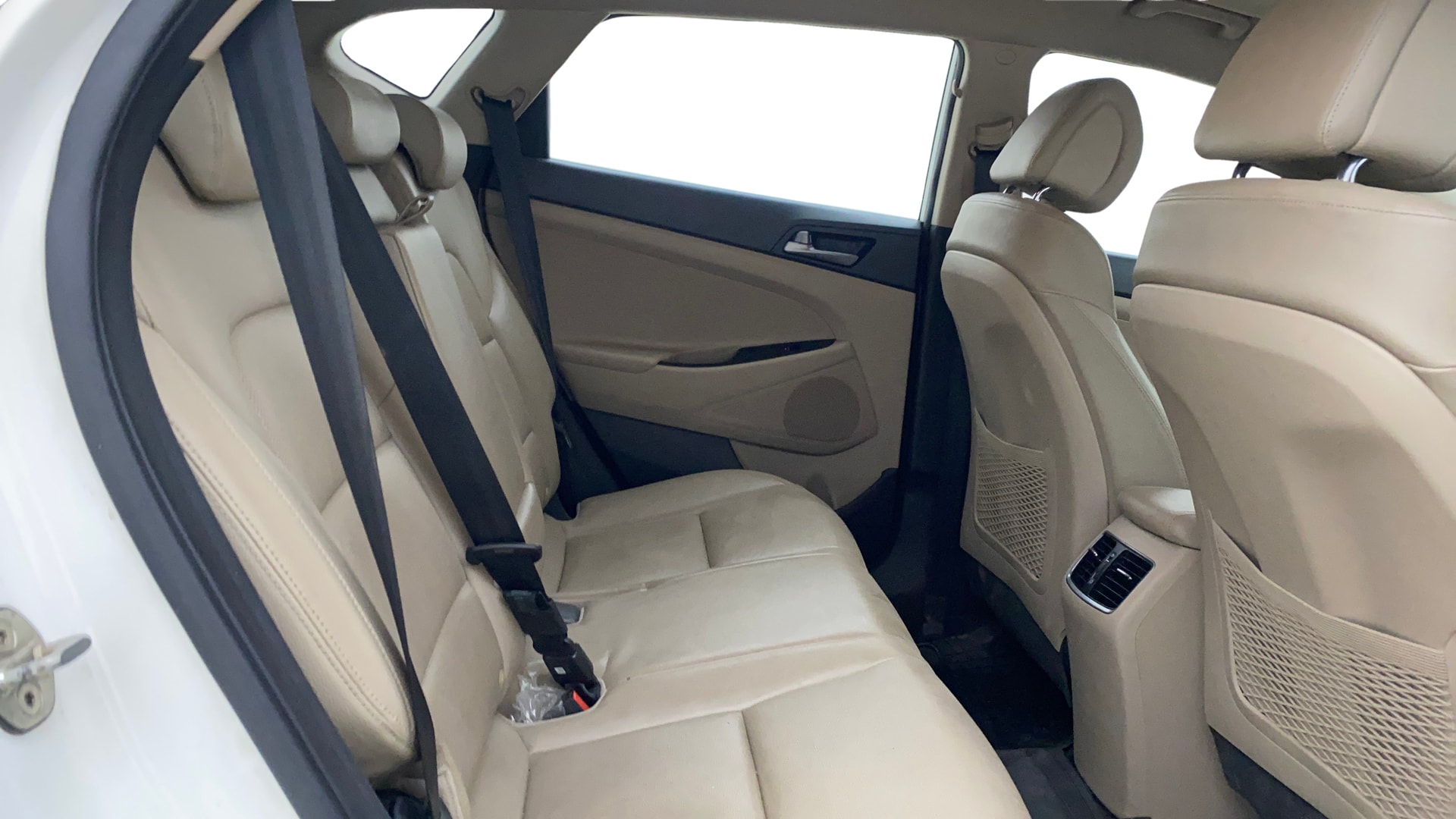 View 2018 Hyundai Tucson R 2.0 6-Speed Automatic GL BS IV Image 36 Used 2018 Hyundai Tucson R 2.0 6-Speed Automatic GL BS IV Image 36