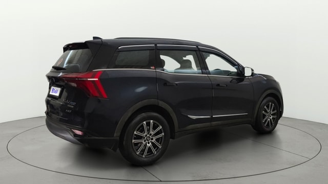 View Mahindra XUV700 Image 48 Used Mahindra XUV700 Image 48