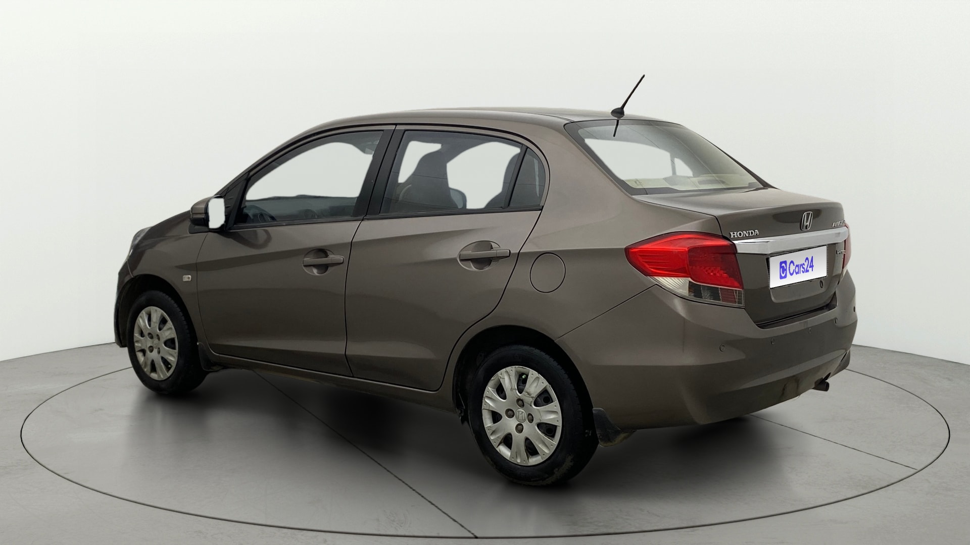 View 2015 Honda Amaze E MT Petrol BS IV Image 2 Used 2015 Honda Amaze E MT Petrol BS IV Image 2
