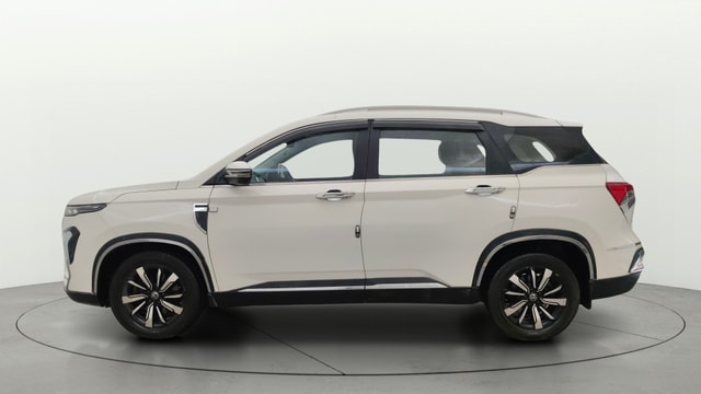 View MG Hector Plus Image 28 Used MG Hector Plus Image 28