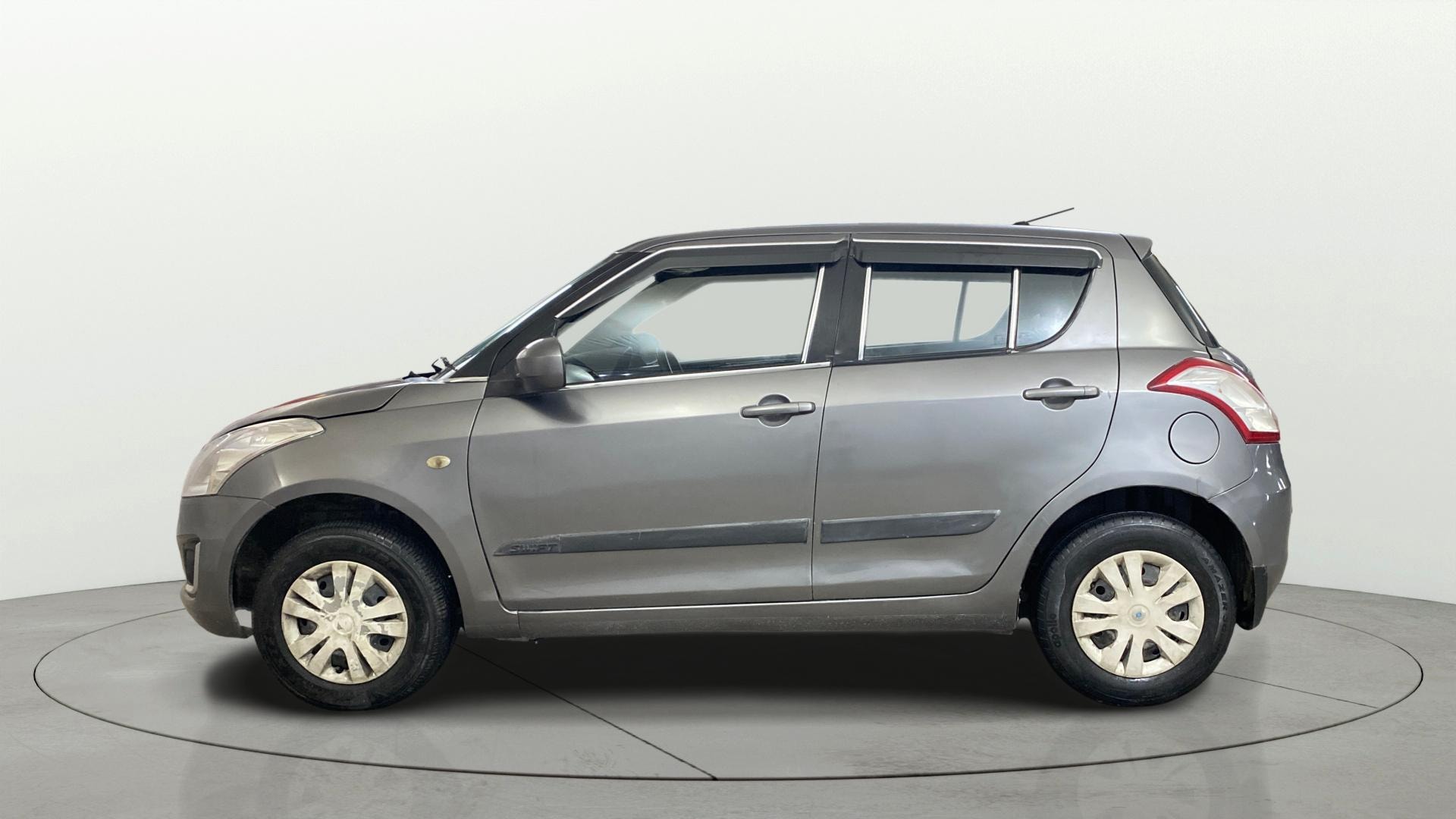 View 2017 Maruti Suzuki 1000 Base Variant Image 5 Used 2017 Maruti Suzuki 1000 Base Variant Image 5