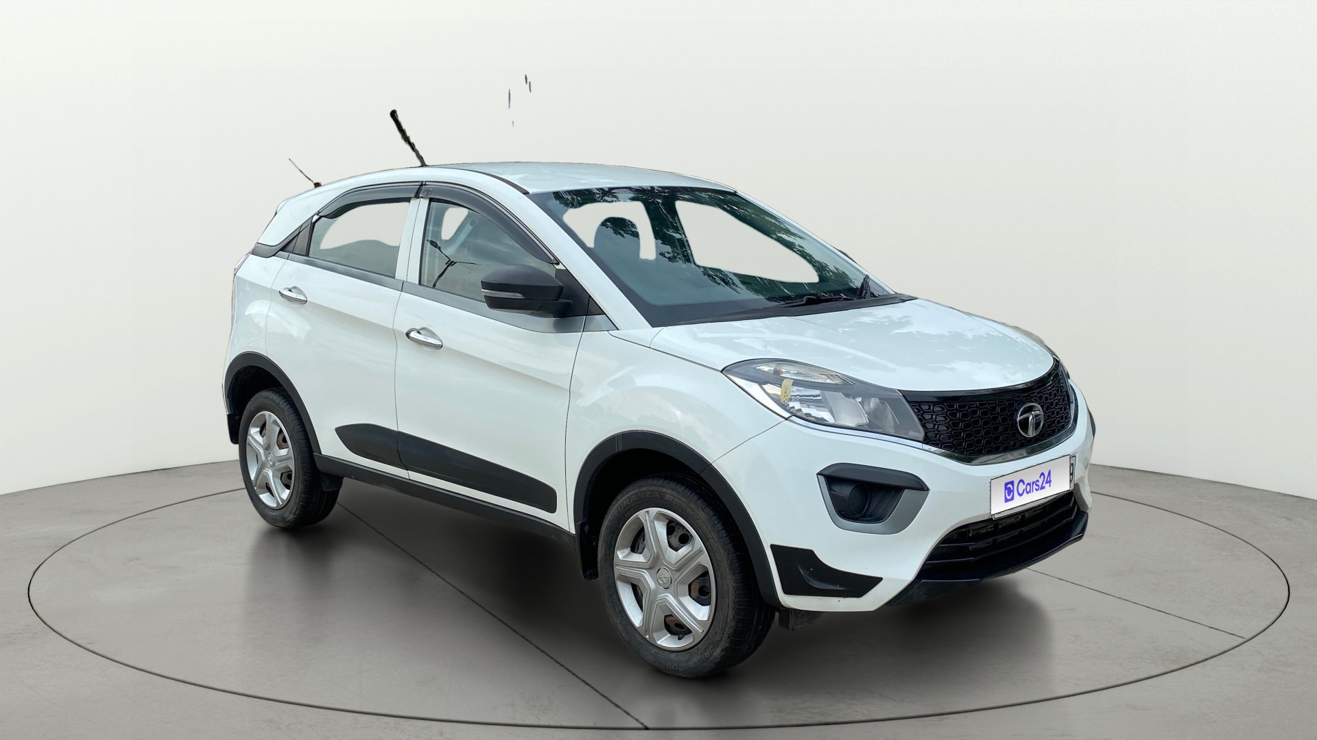 View 2019 Tata Nexon Revotron XM Image 13 Used 2019 Tata Nexon Revotron XM Image 13