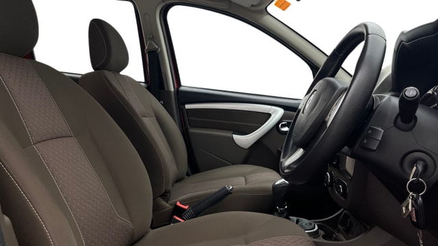 View Renault Duster Image 26 Used Renault Duster Image 26