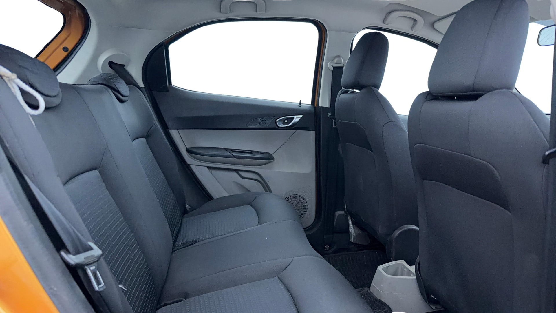 View 2018 Tata Tiago Revotorq XB Image 34 Used 2018 Tata Tiago Revotorq XB Image 34