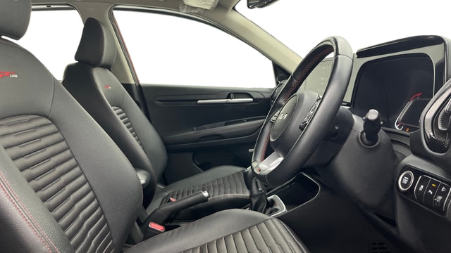 View Kia Sonet Image 18 Used Kia Sonet Image 18