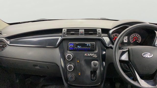 View Mahindra KUV100 Image 17 Used Mahindra KUV100 Image 17