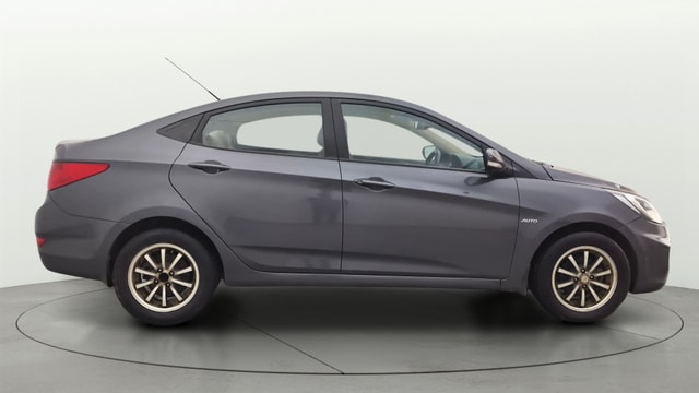 View Hyundai Fluidic Verna Image 8 Used Hyundai Fluidic Verna Image 8