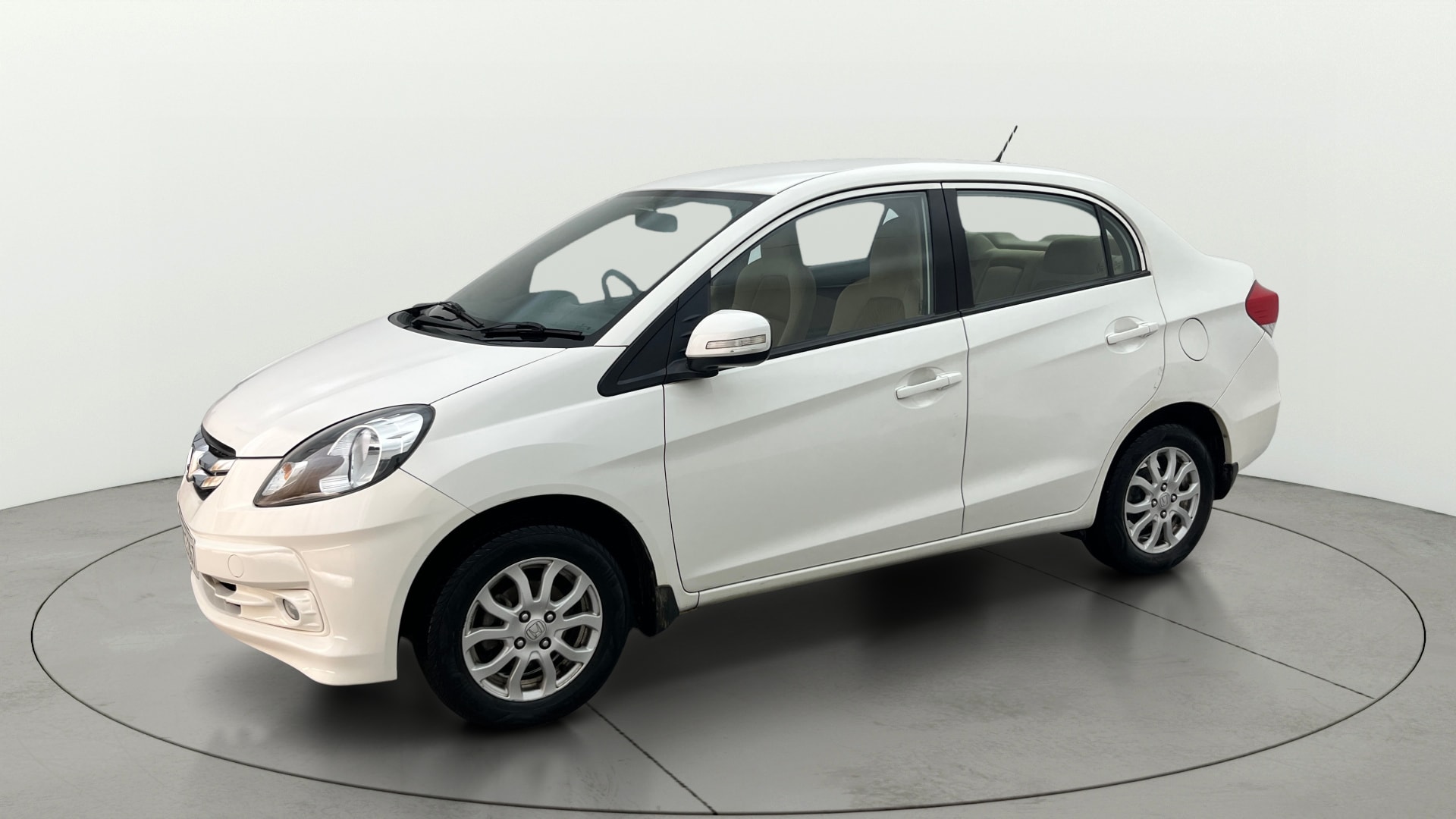 View 2013 Honda Amaze E MT Petrol BS IV Image 34 Used 2013 Honda Amaze E MT Petrol BS IV Image 34
