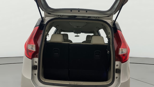 View Mahindra Marazzo Image 39 Used Mahindra Marazzo Image 39