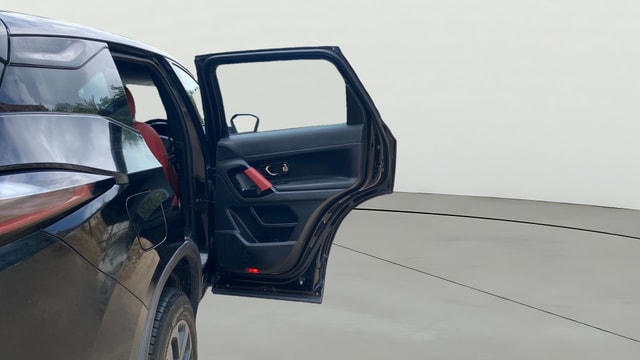 View Tata Harrier Image 8 Used Tata Harrier Image 8