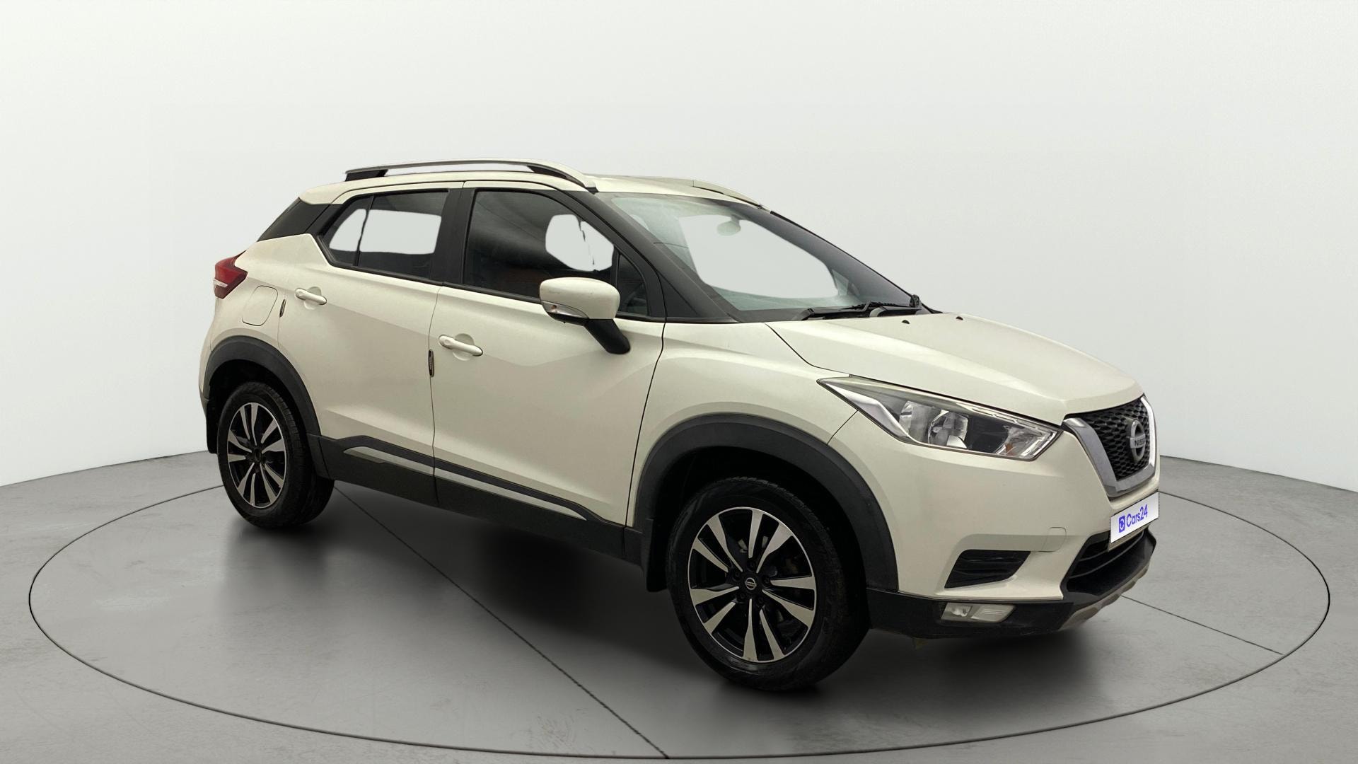 Used 2020 Nissan Kicks Used 2020 Nissan Kicks
