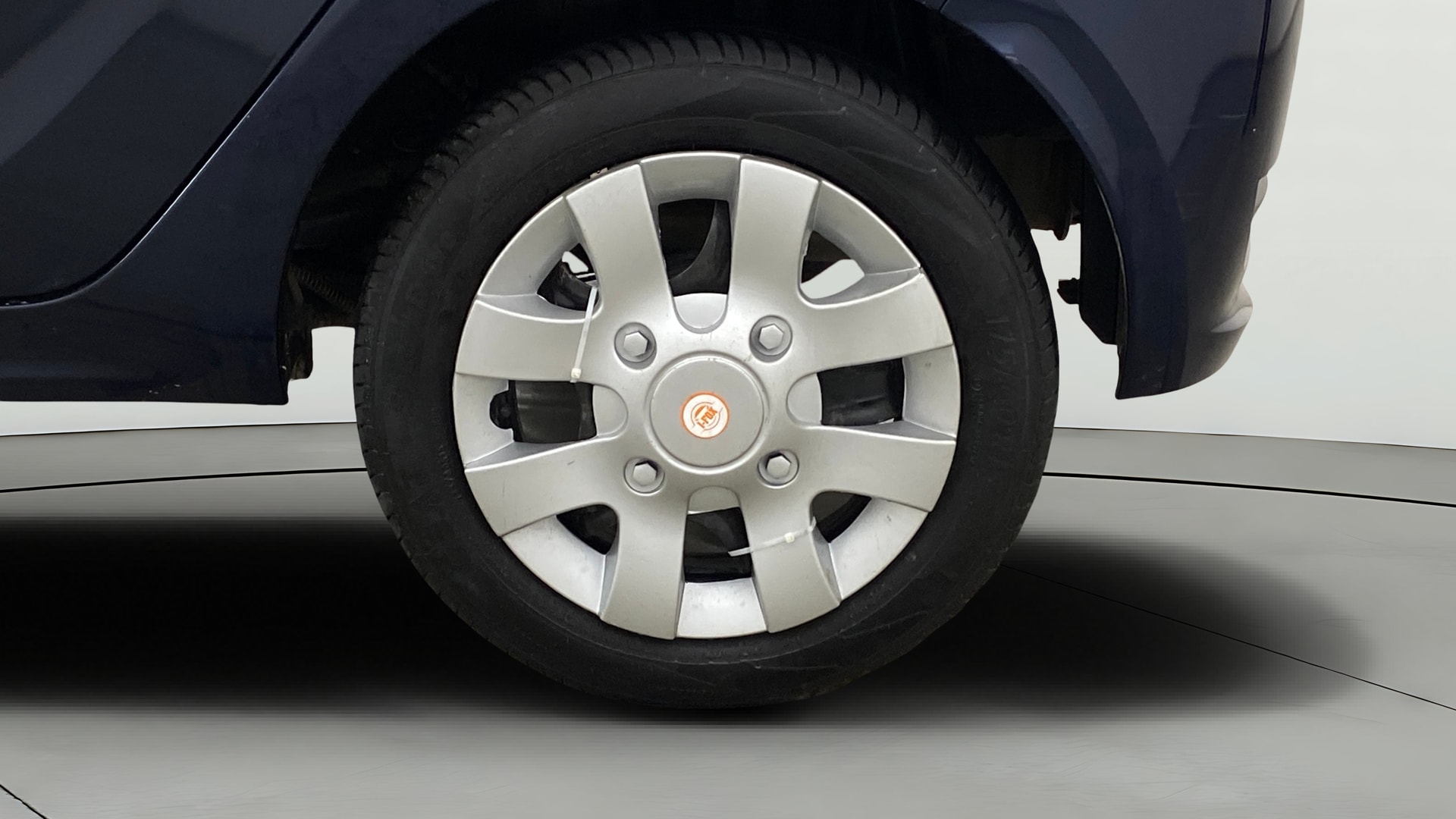 View 2025 Tata Tiago Revotorq XB Image 11 Used 2025 Tata Tiago Revotorq XB Image 11