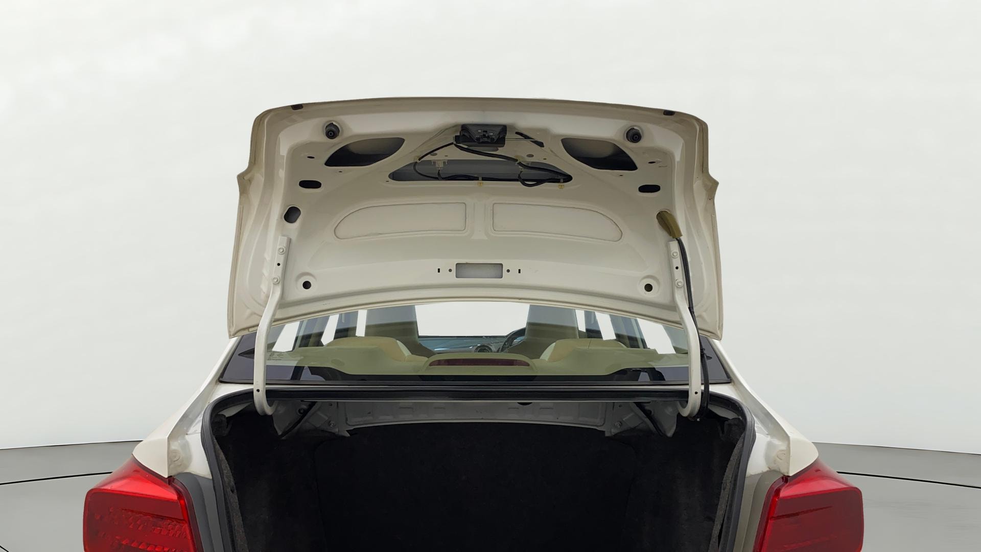 View 2013 Honda Amaze E MT Petrol BS IV Image 30 Used 2013 Honda Amaze E MT Petrol BS IV Image 30