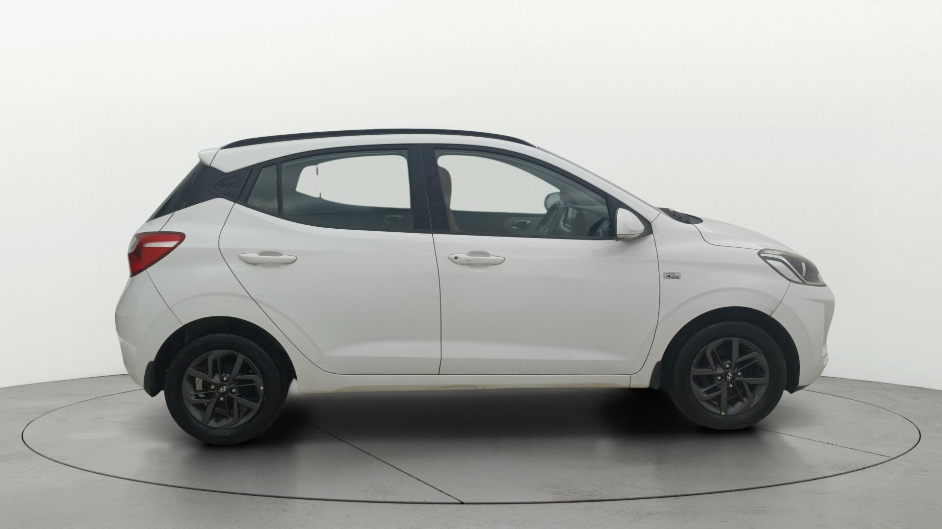 View 2020 Hyundai Grand i10 Nios Sportz Petrol AMT Image 26 Used 2020 Hyundai Grand i10 Nios Sportz Petrol AMT Image 26