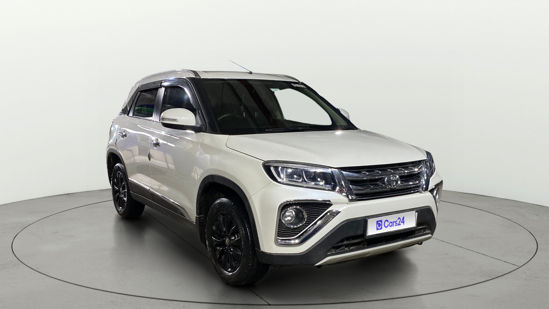 View 2022 Toyota Urban Cruiser High MT Image 22 Used 2022 Toyota Urban Cruiser High MT Image 22