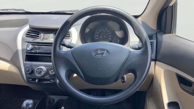 View Hyundai EON Image 20 Used Hyundai EON Image 20