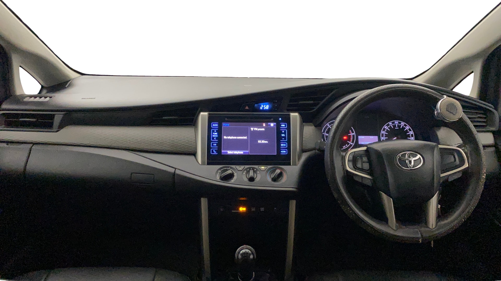 View 2020 Toyota Innova Crysta 2.8 ZX AT 7-Seater Image 32 Used 2020 Toyota Innova Crysta 2.8 ZX AT 7-Seater Image 32
