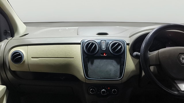 View Renault Lodgy Image 34 Used Renault Lodgy Image 34
