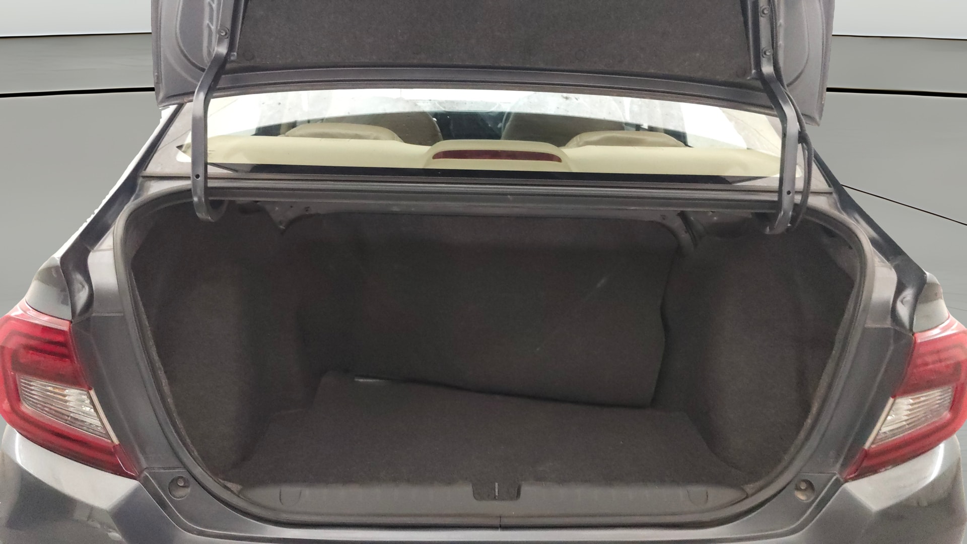 View 2021 Honda Amaze E MT Petrol BS IV Image 37 Used 2021 Honda Amaze E MT Petrol BS IV Image 37