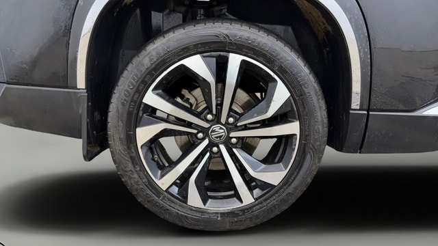 View MG Hector Plus Image 35 Used MG Hector Plus Image 35