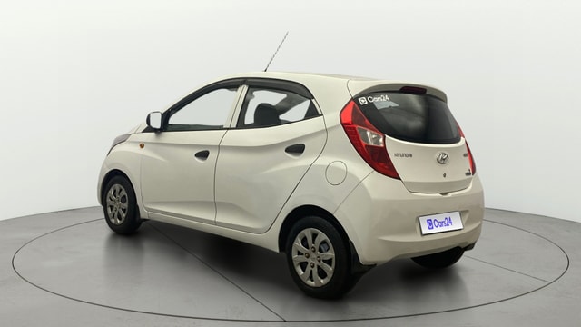 View Hyundai EON Image 2 Used Hyundai EON Image 2