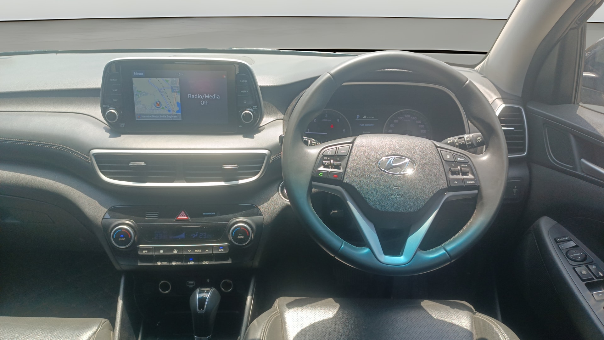 View 2020 Hyundai Tucson R 2.0 6-Speed Automatic GL BS IV Image 13 Used 2020 Hyundai Tucson R 2.0 6-Speed Automatic GL BS IV Image 13