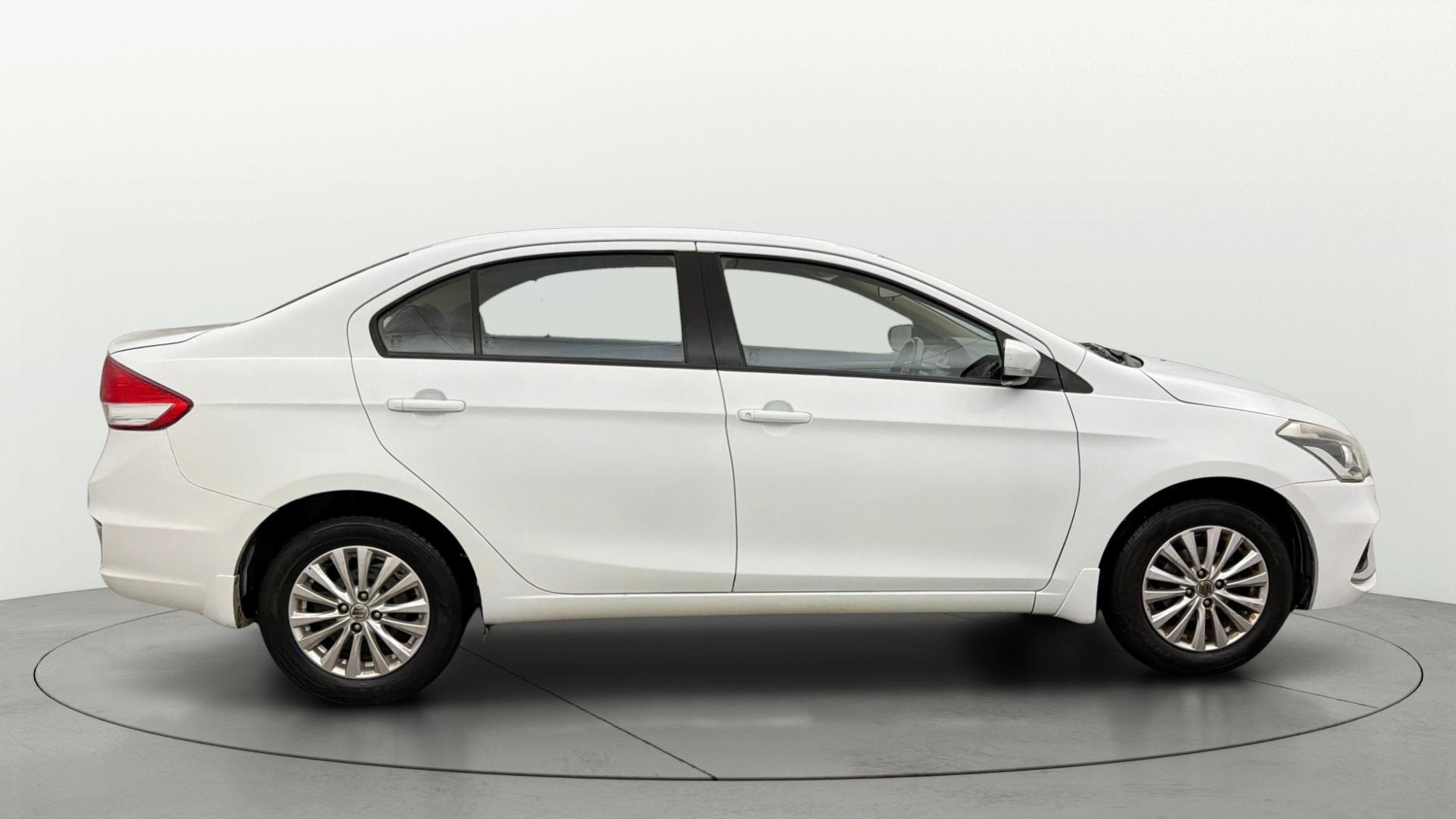 View 2019 Maruti Suzuki 1000 Base Variant Image 9 Used 2019 Maruti Suzuki 1000 Base Variant Image 9