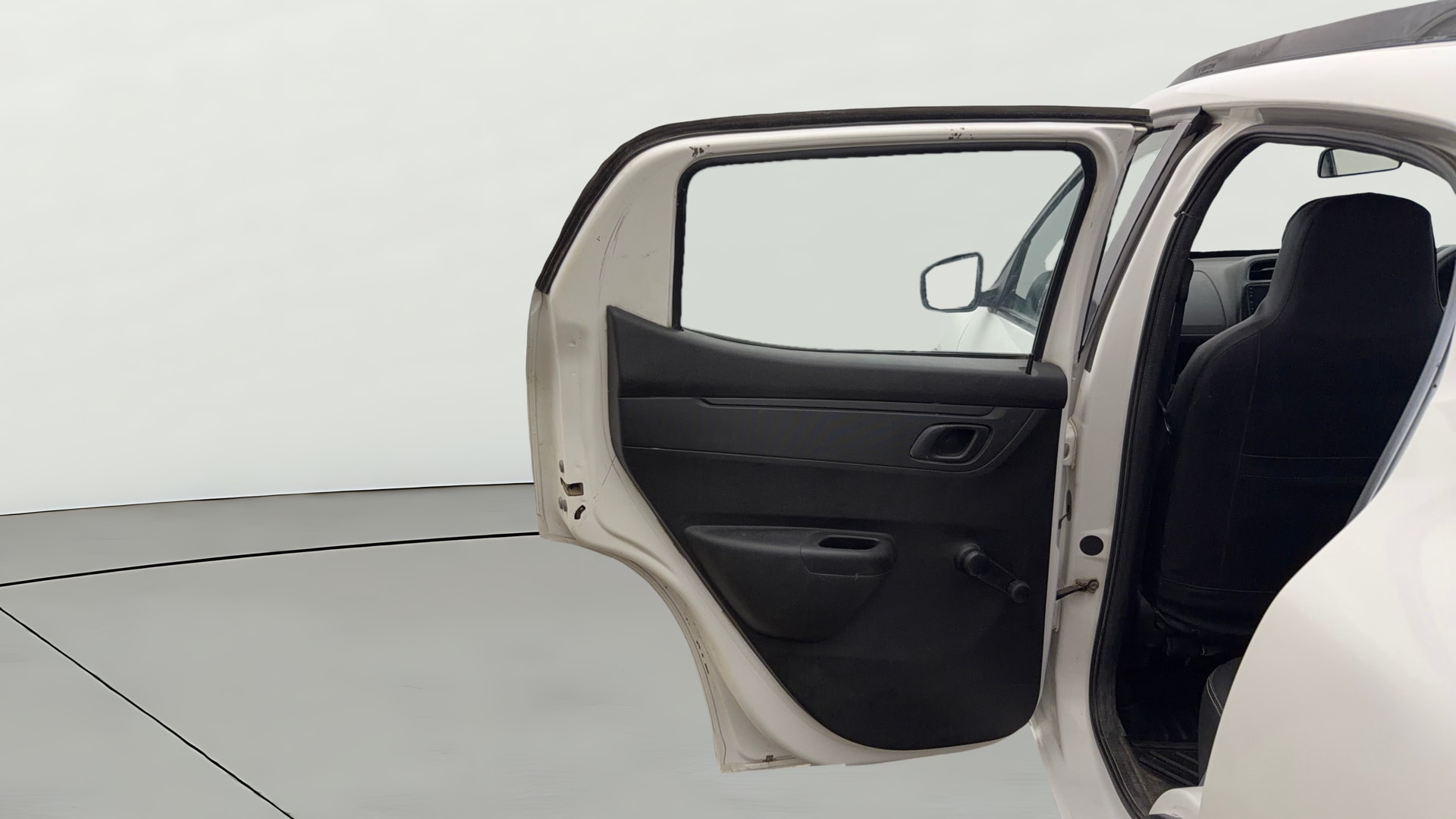 View 2018 Renault Kwid RXL Image 22 Used 2018 Renault Kwid RXL Image 22