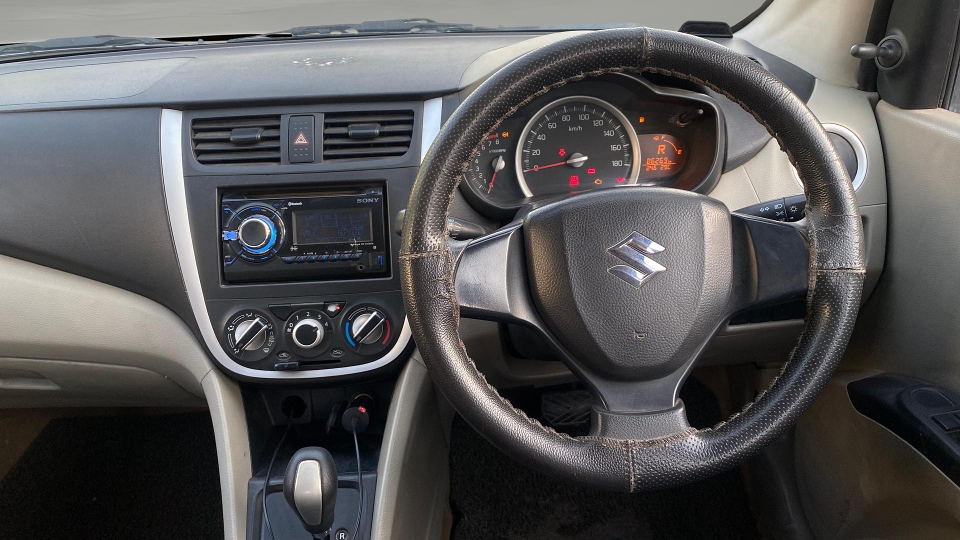 View 2015 Maruti Suzuki 1000 Base Variant Image 20 Used 2015 Maruti Suzuki 1000 Base Variant Image 20