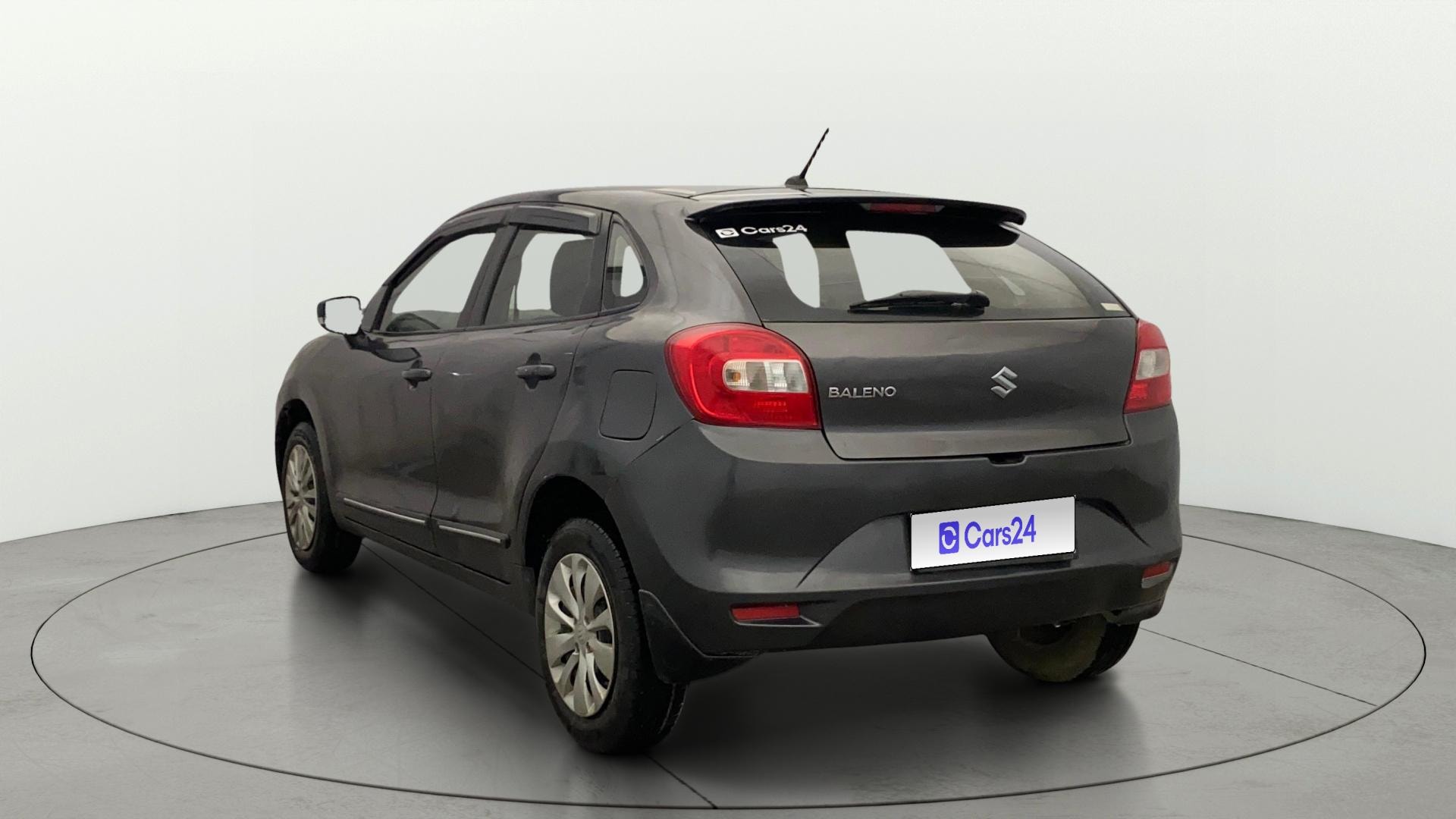 View 2018 Maruti Suzuki 1000 Base Variant Image 2 Used 2018 Maruti Suzuki 1000 Base Variant Image 2
