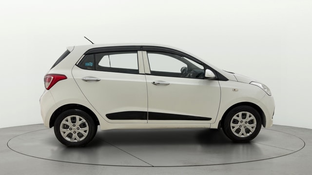 View Hyundai Grand i10 Image 25 Used Hyundai Grand i10 Image 25