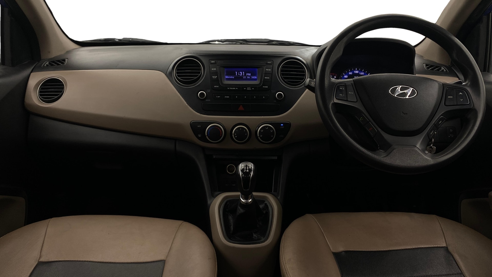 View 2015 Hyundai Xcent S Diesel Image 15 Used 2015 Hyundai Xcent S Diesel Image 15