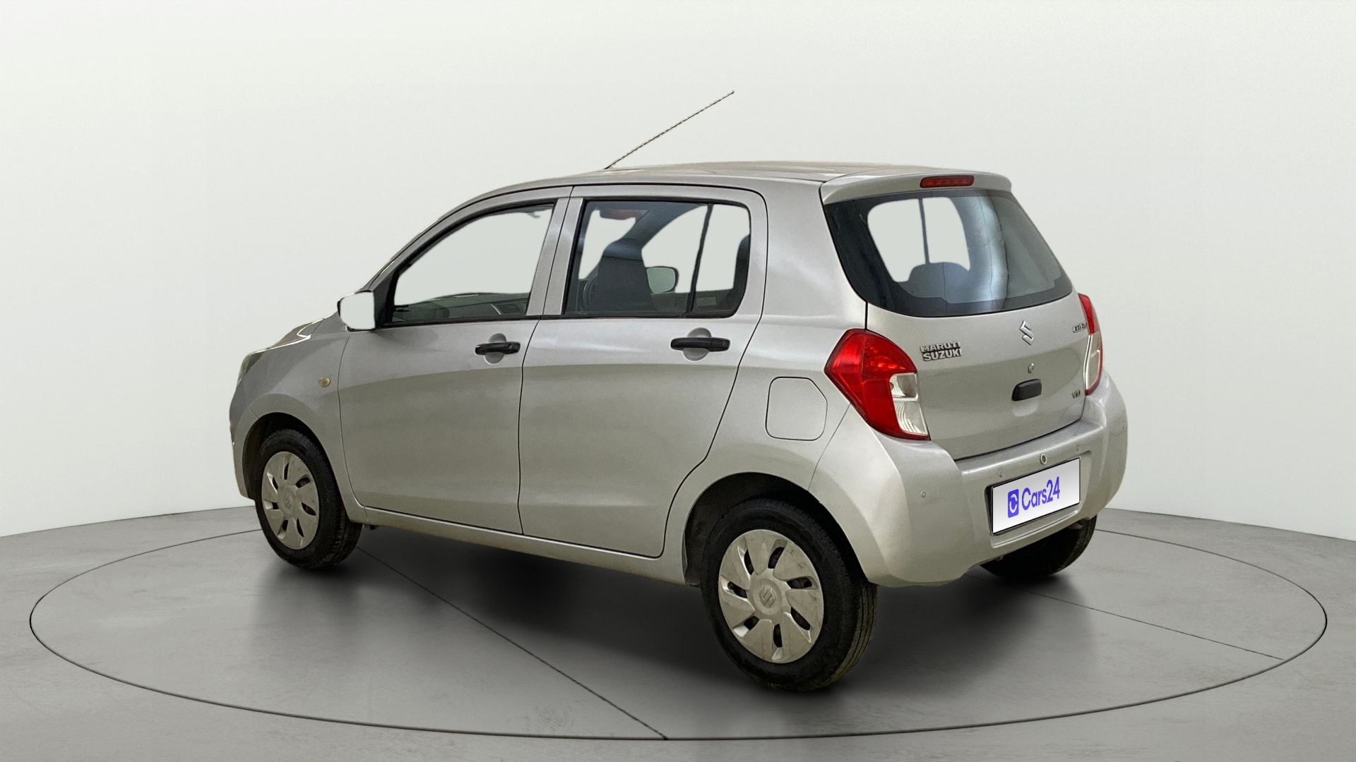 View 2015 Maruti Suzuki 1000 Base Variant Image 2 Used 2015 Maruti Suzuki 1000 Base Variant Image 2