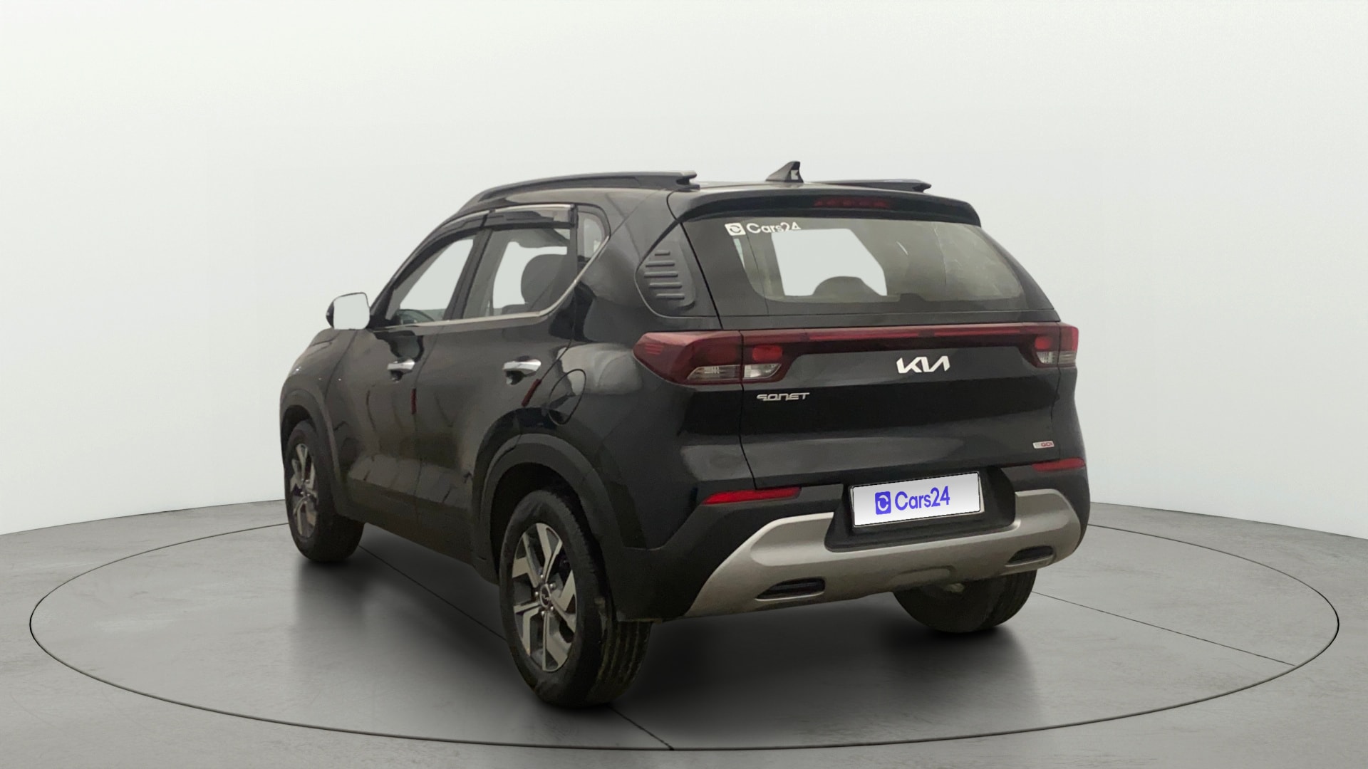 View 2023 Kia Sonet HTK Plus iMT Petrol Image 2 Used 2023 Kia Sonet HTK Plus iMT Petrol Image 2