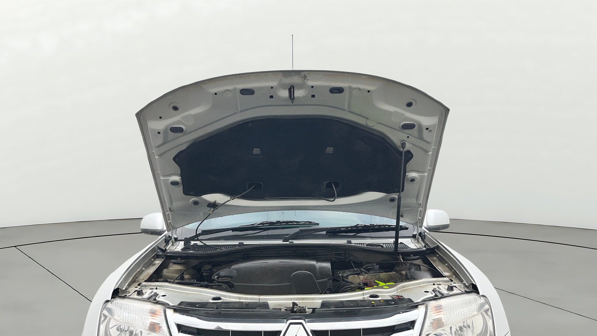 View 2013 Renault Duster Diesel 85PS STD Image 31 Used 2013 Renault Duster Diesel 85PS STD Image 31