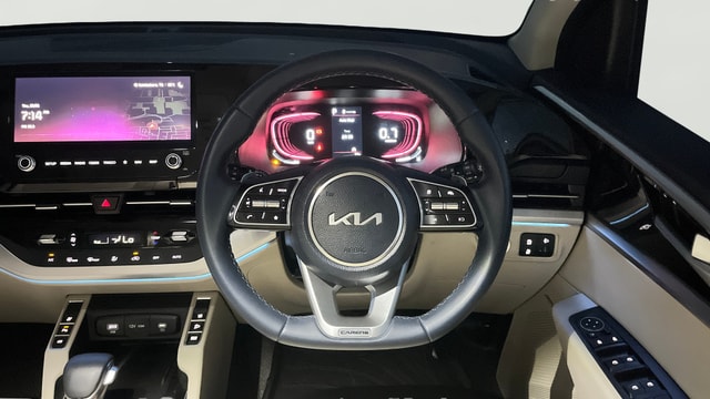 View Kia Carens Image 14 Used Kia Carens Image 14