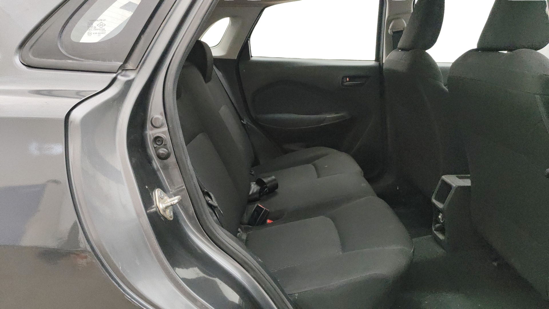 View 2022 Maruti Suzuki 1000 Base Variant Image 28 Used 2022 Maruti Suzuki 1000 Base Variant Image 28