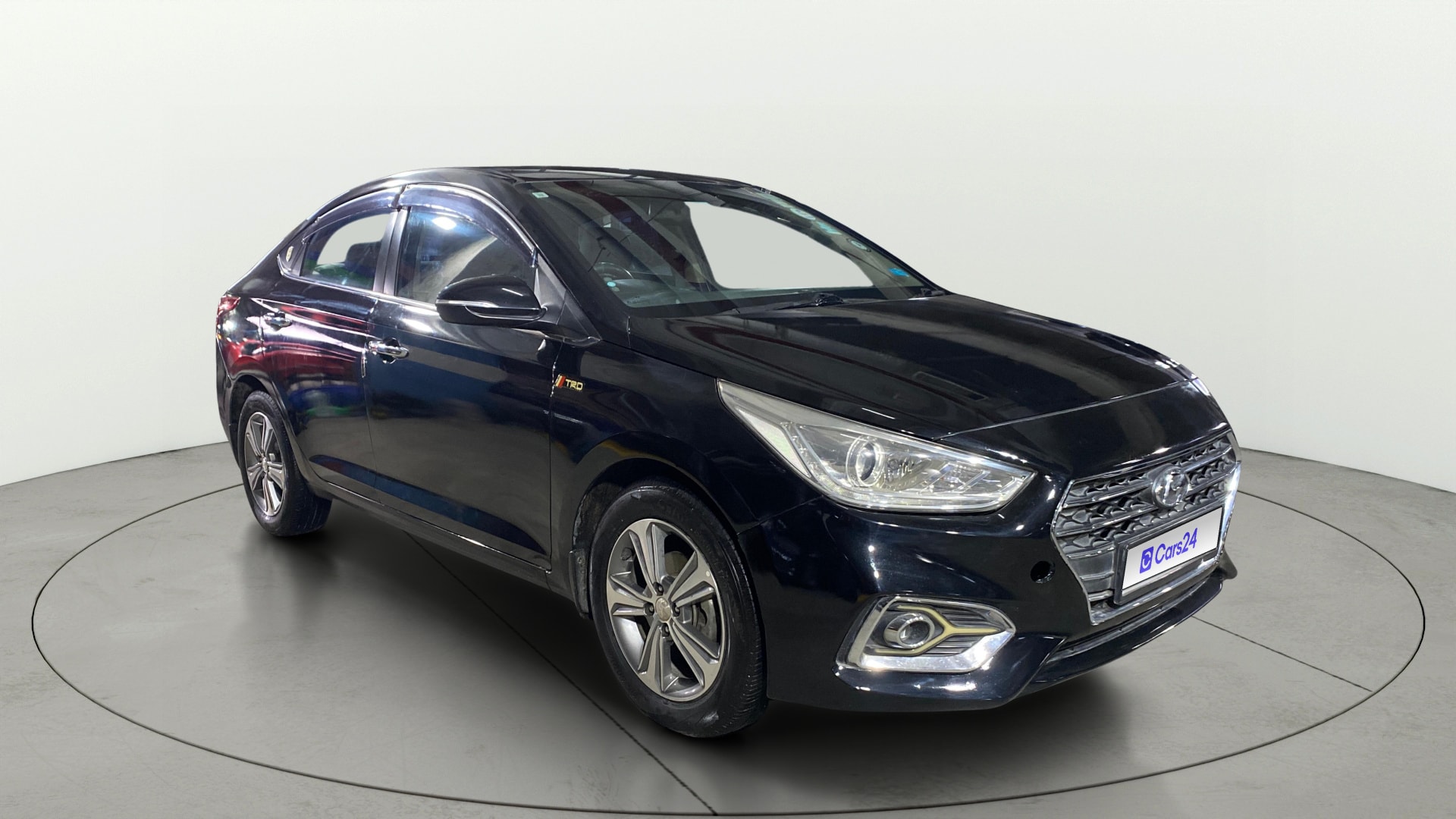 View 2018 Hyundai Verna 1.6 VTVT SX (O) Image 14 Used 2018 Hyundai Verna 1.6 VTVT SX (O) Image 14