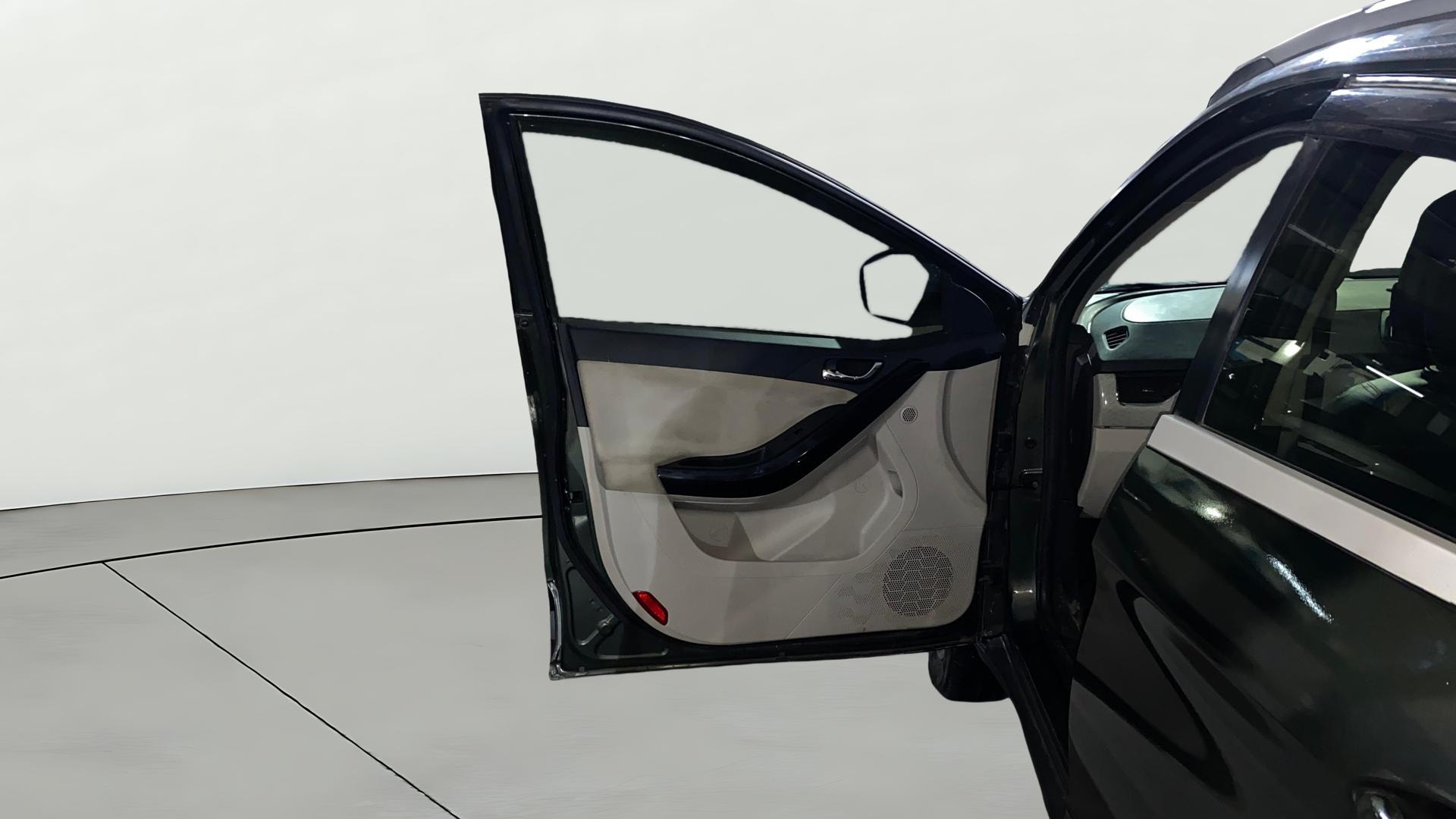 View 2022 Tata Nexon Revotron XE Image 33 Used 2022 Tata Nexon Revotron XE Image 33