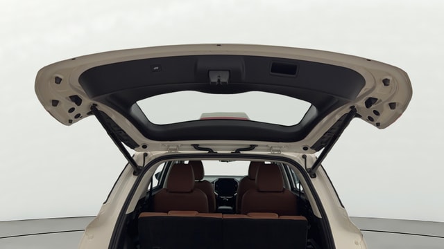 View MG Hector Plus Image 33 Used MG Hector Plus Image 33