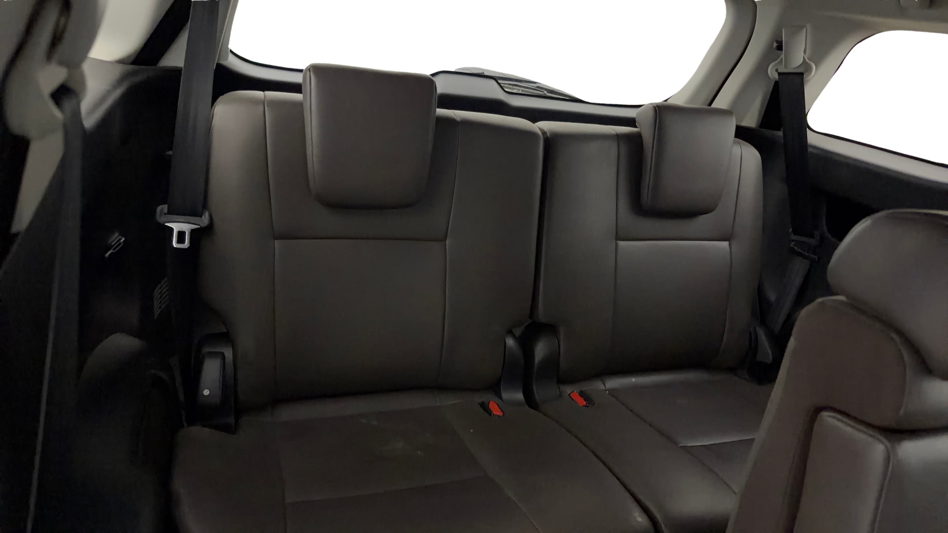 View 2019 Toyota Fortuner 2.7 4X2 AT Image 10 Used 2019 Toyota Fortuner 2.7 4X2 AT Image 10