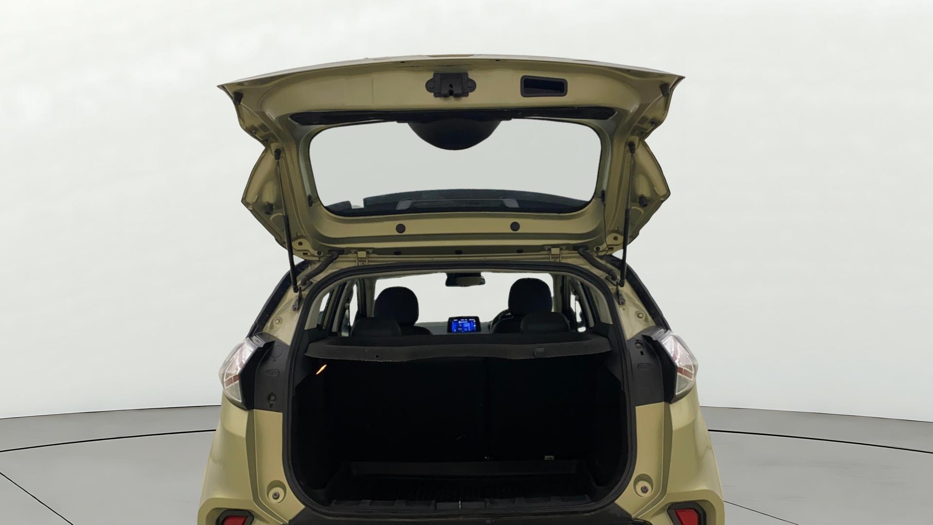 View 2022 Tata Nexon Revotron XE Image 17 Used 2022 Tata Nexon Revotron XE Image 17