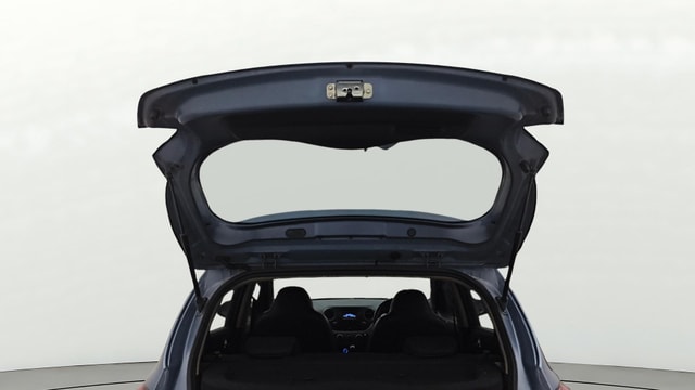 View Hyundai Grand i10 Image 30 Used Hyundai Grand i10 Image 30