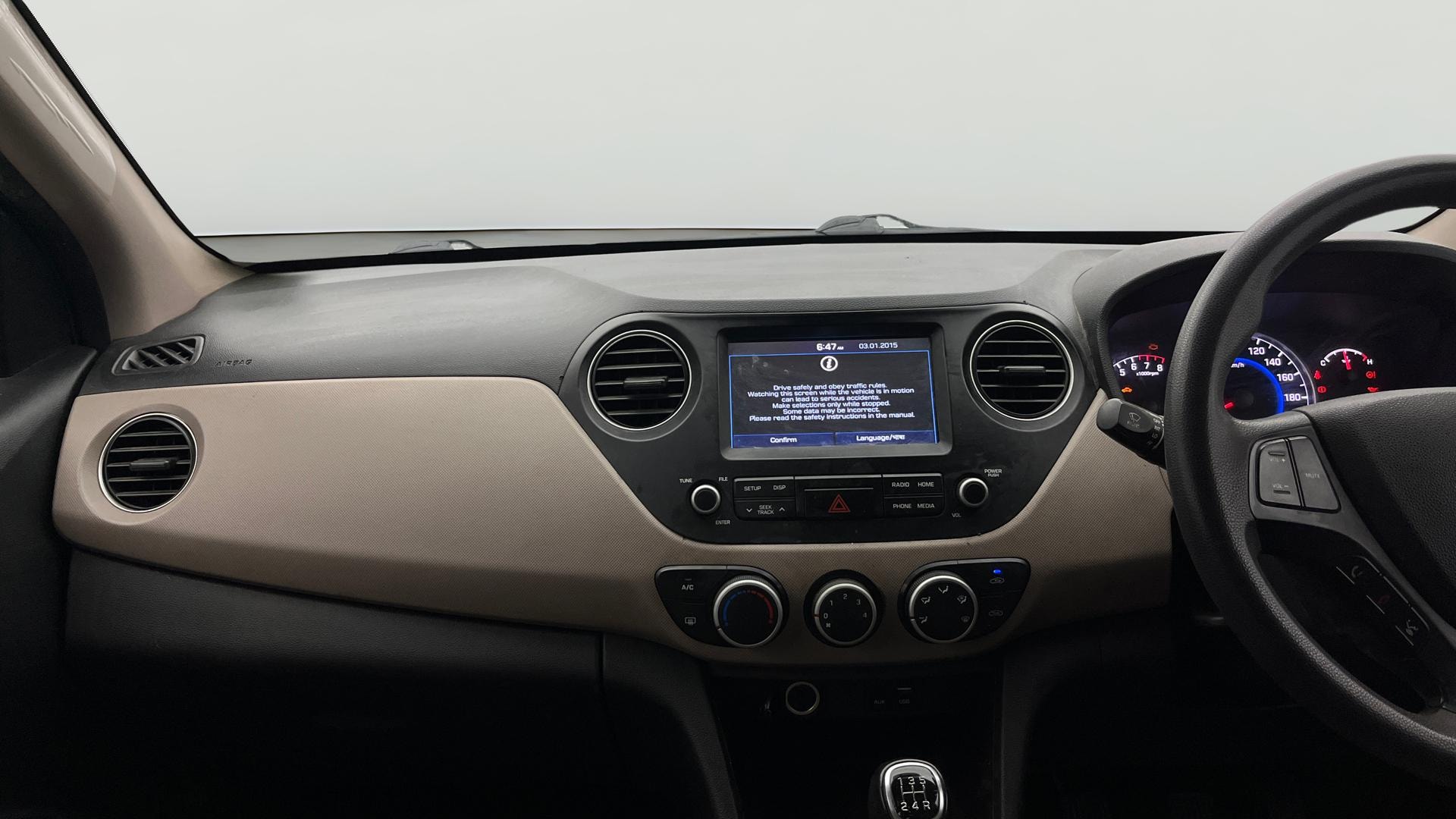 View 2019 Hyundai Grand i10 Sportz 1.2 Kappa Image 17 Used 2019 Hyundai Grand i10 Sportz 1.2 Kappa Image 17