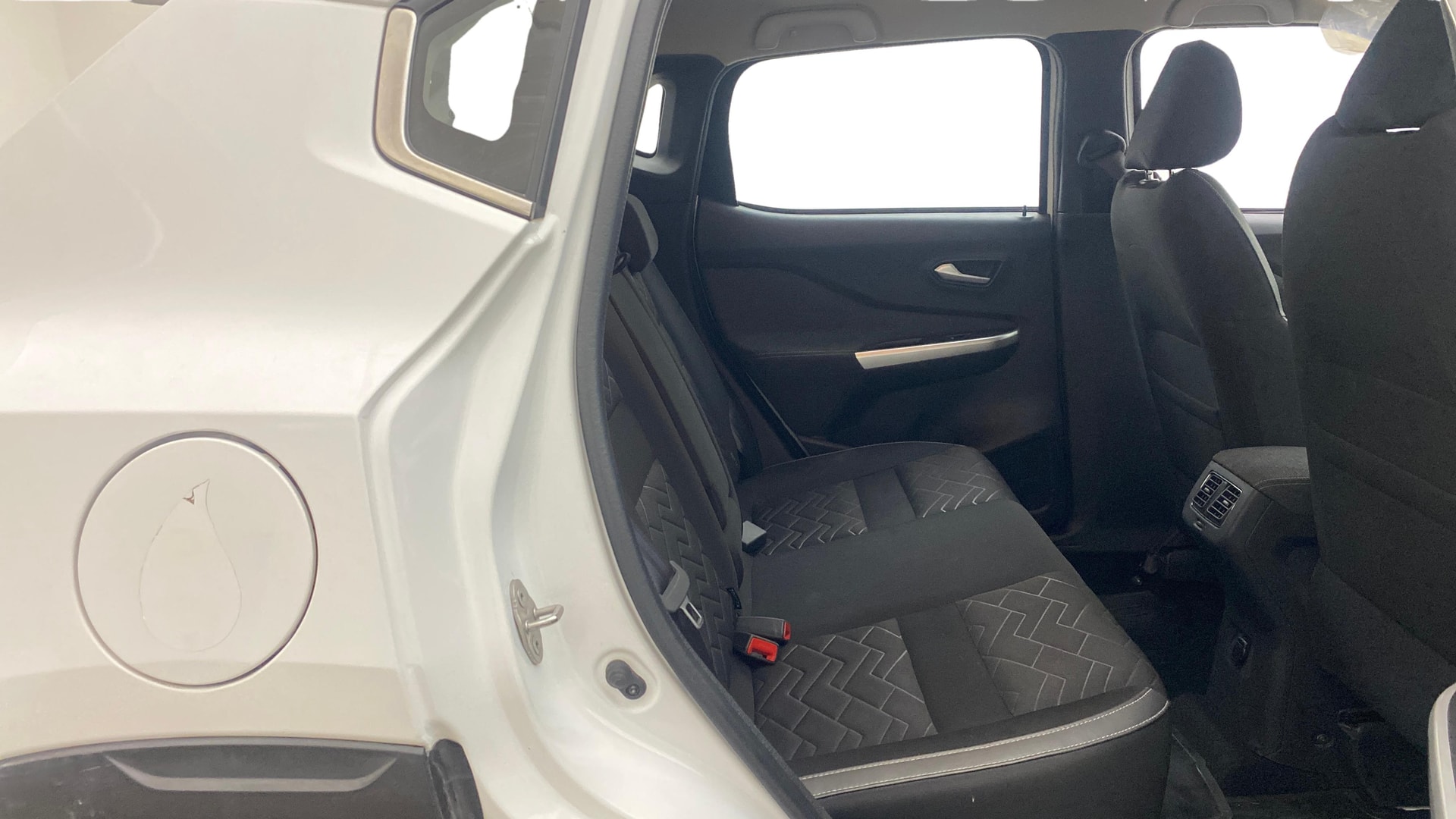 View 2022 Nissan Magnite Turbo XV Premium CVT Image 36 Used 2022 Nissan Magnite Turbo XV Premium CVT Image 36