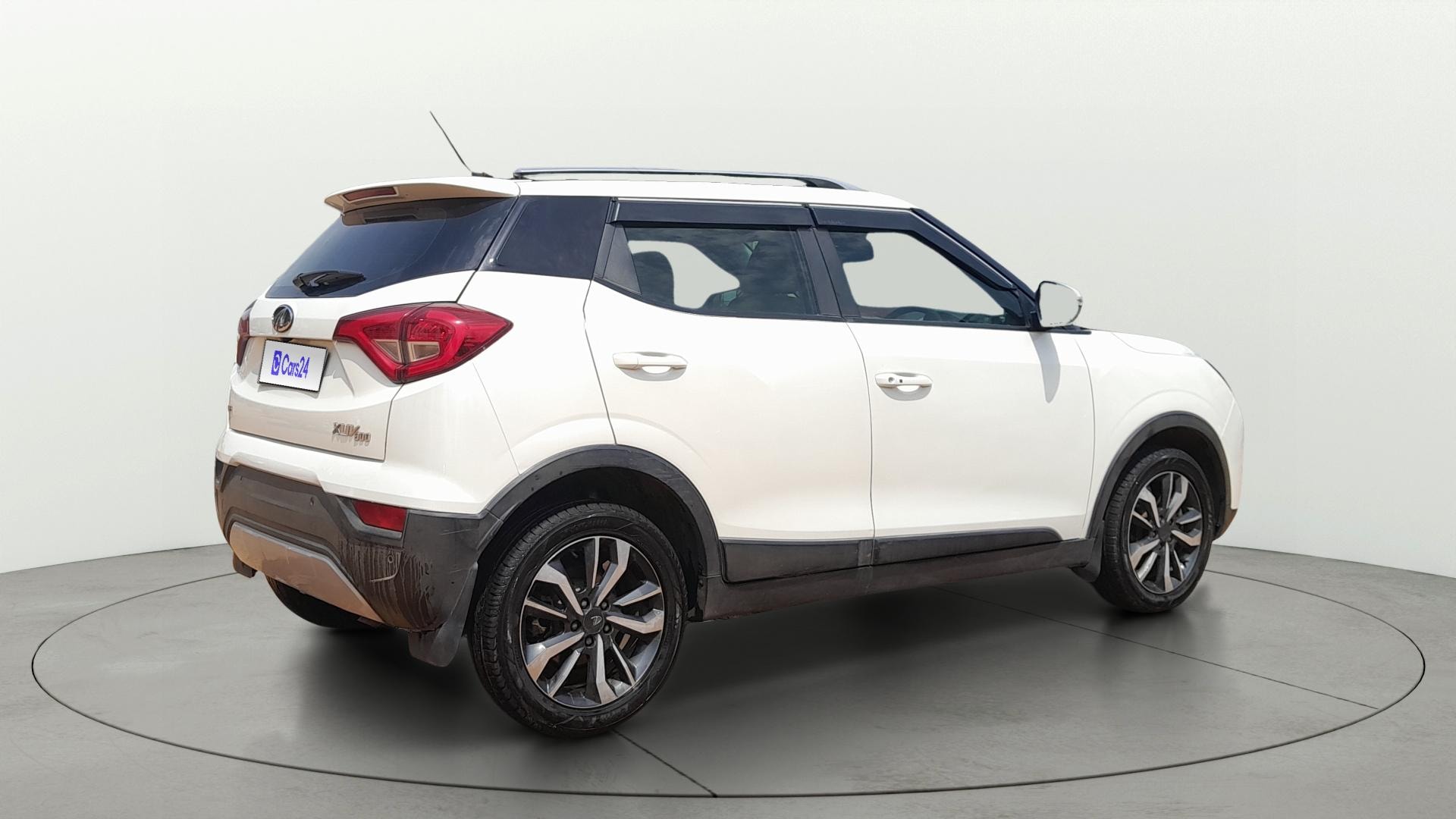 View 2019 Mahindra XUV300 W4 Petrol BS IV Image 46 Used 2019 Mahindra XUV300 W4 Petrol BS IV Image 46
