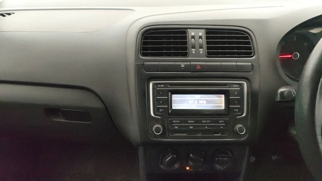 View Volkswagen Polo Image 17 Used Volkswagen Polo Image 17