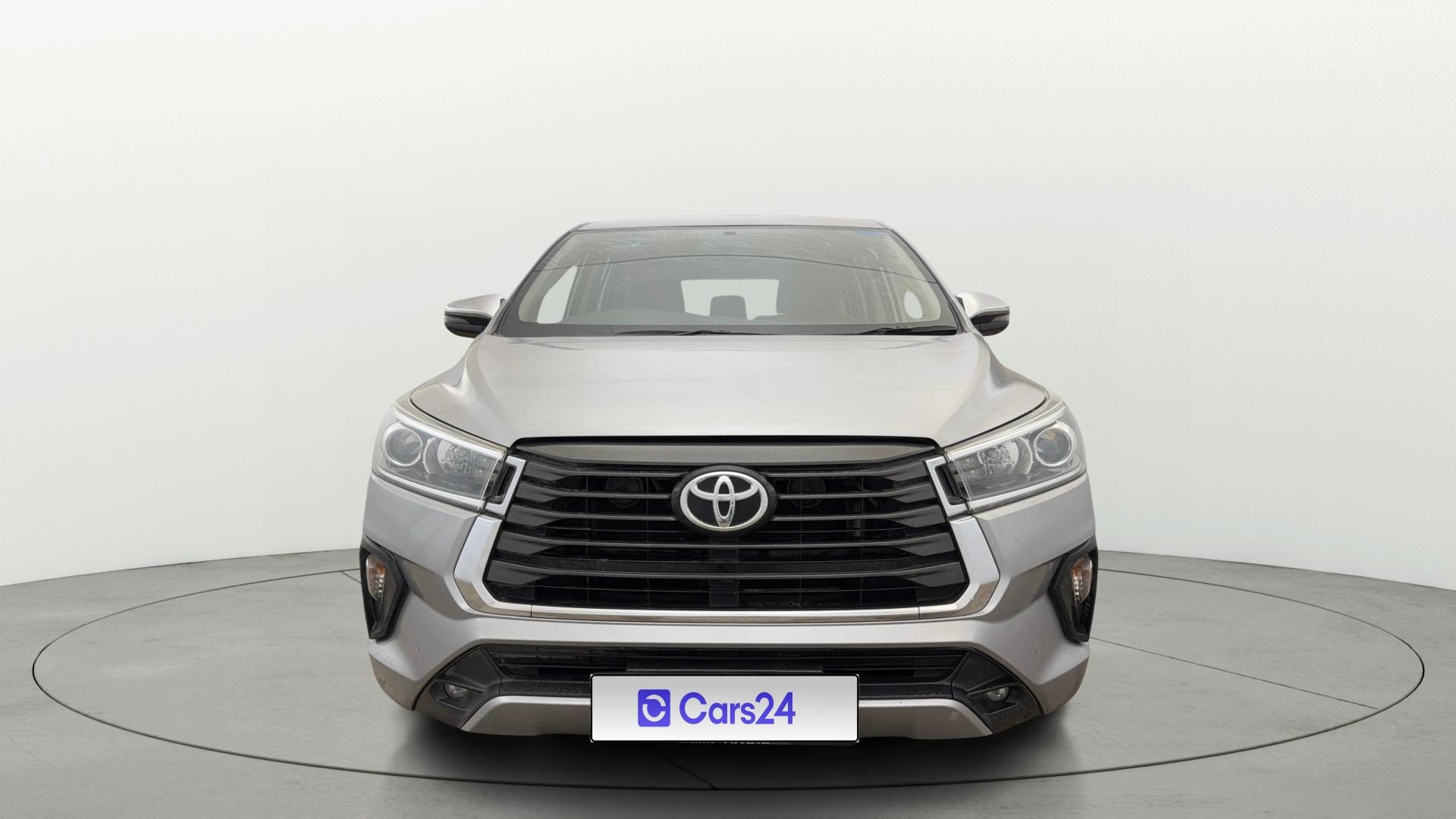 Used 2022 Toyota Innova Crysta Used 2022 Toyota Innova Crysta