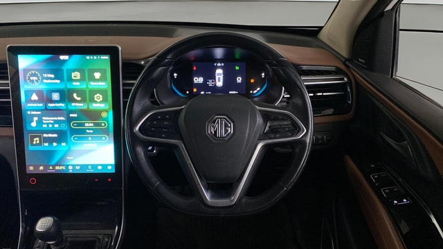 View MG Hector Plus Image 14 Used MG Hector Plus Image 14