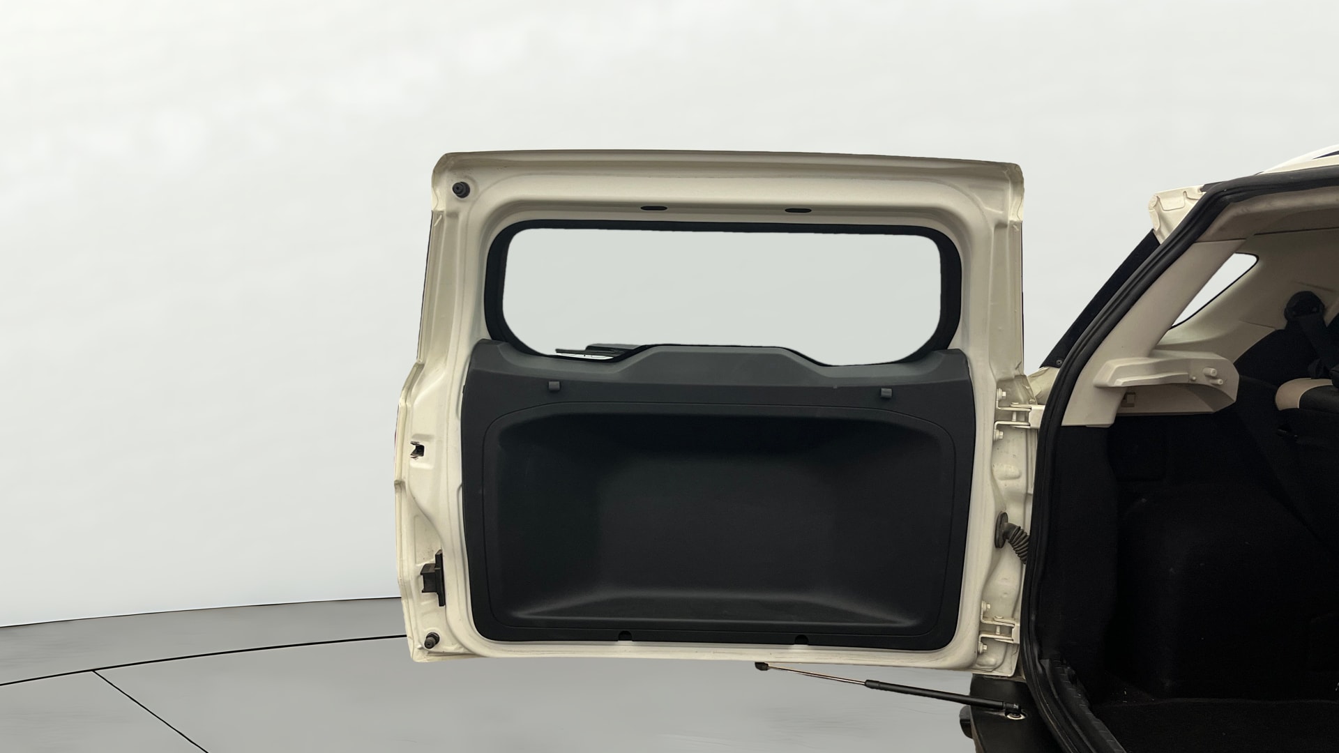 View 2020 Ford EcoSport 1.5 TDCi Diesel Ambiente BS IV Image 32 Used 2020 Ford EcoSport 1.5 TDCi Diesel Ambiente BS IV Image 32